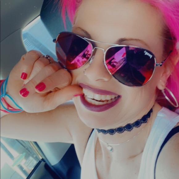 Meet your Posher, Tracy - Picture 10 of 12